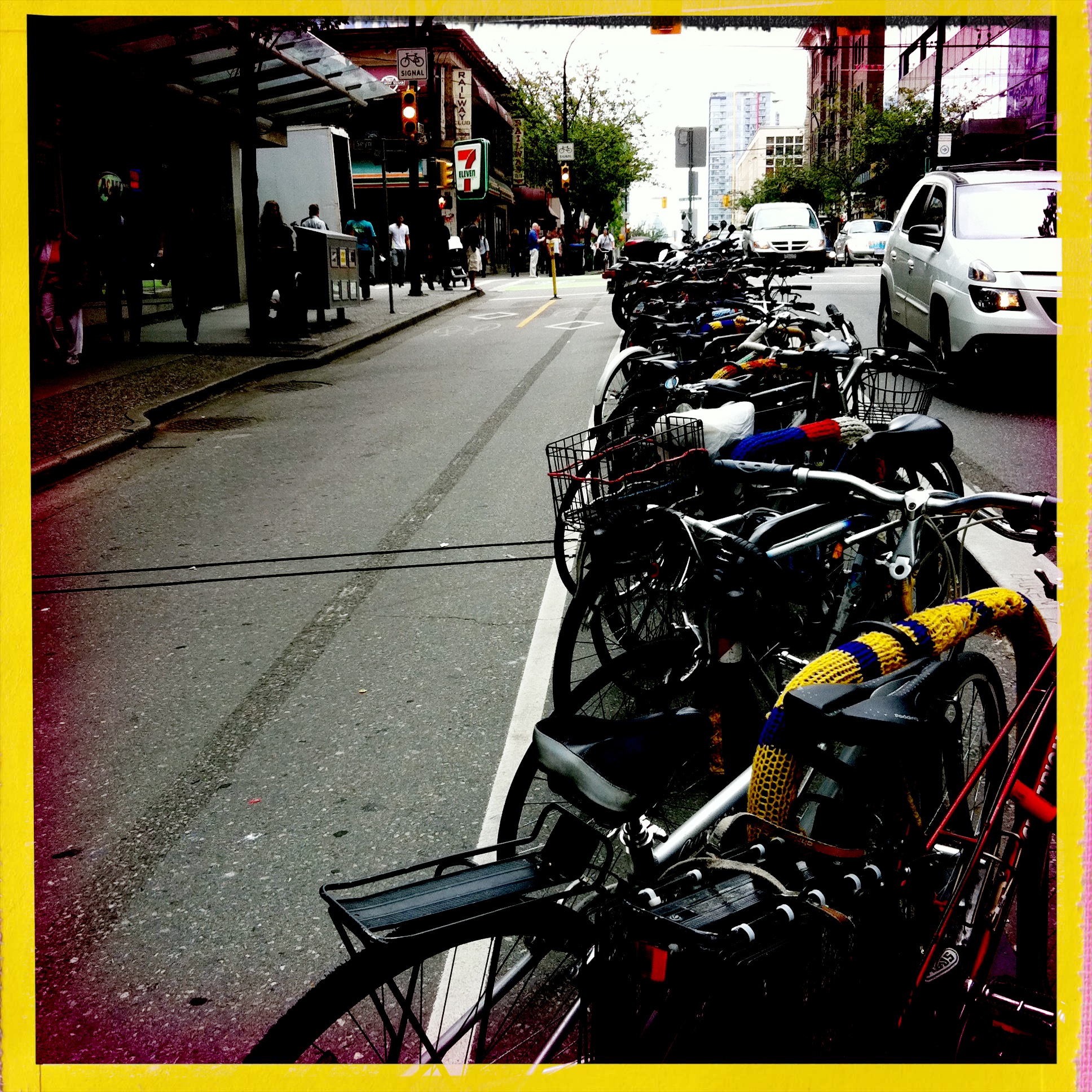 cycling vancouver dunsmuir bike lane