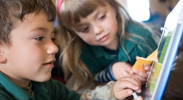 Learning online kids screen time