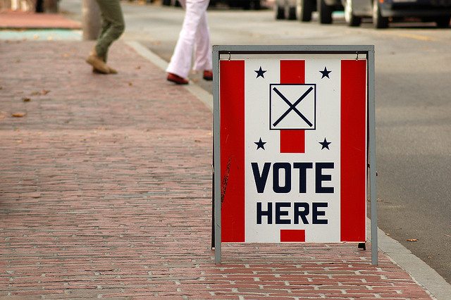 VancouverMomBloggersVoteHere