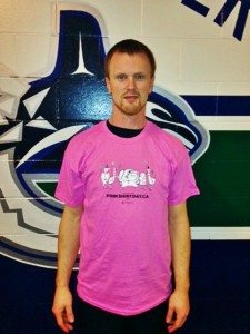 pink shirt day henrik sedin